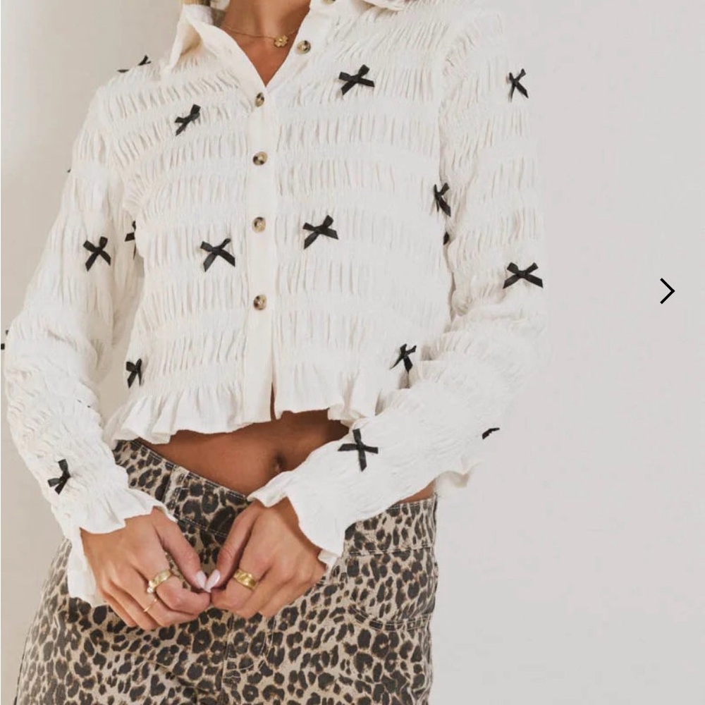 Leonora Blouse ruffle lace  cardigan jacket bows  black & white  New Medium